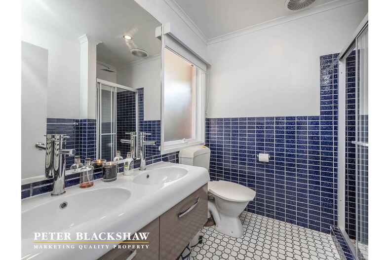 32 Namatjira Drive Stirling 32 Namatjira Drive Stirling