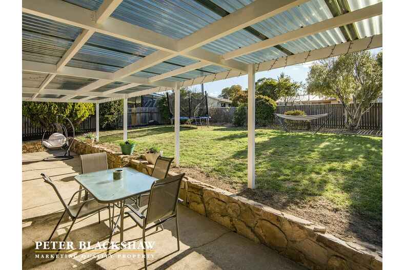 32 Namatjira Drive Stirling 32 Namatjira Drive Stirling