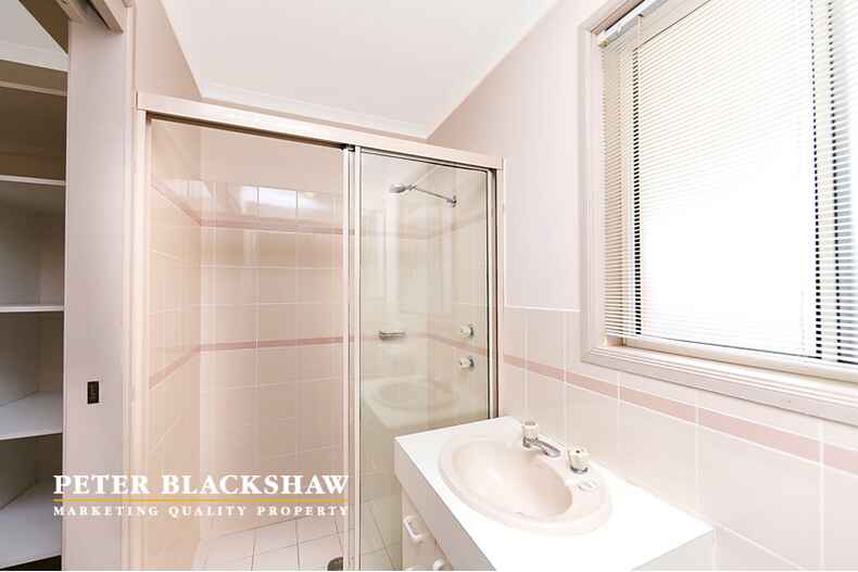 Lot 61/39 Goldfinch Circuit Theodore Lot 61/39 Goldfinch Circuit Theodore