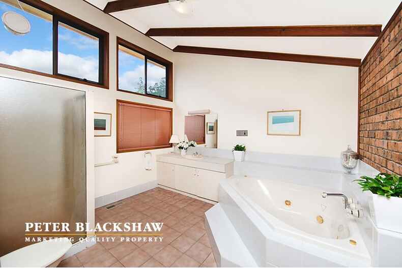 Lot 3/2 Coburn Place  Isaacs