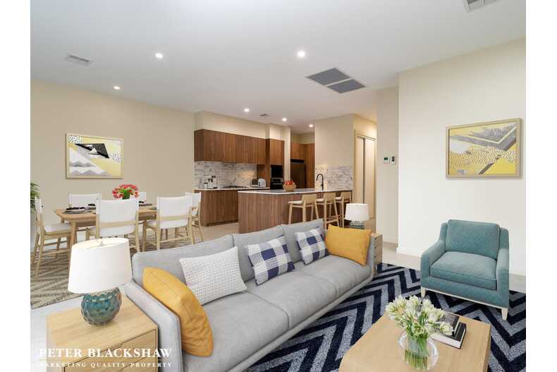 2/34 Conyers Street Hughes