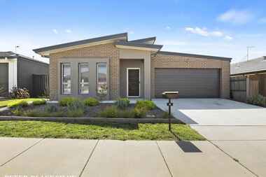 8 Pogson Street Moncrieff