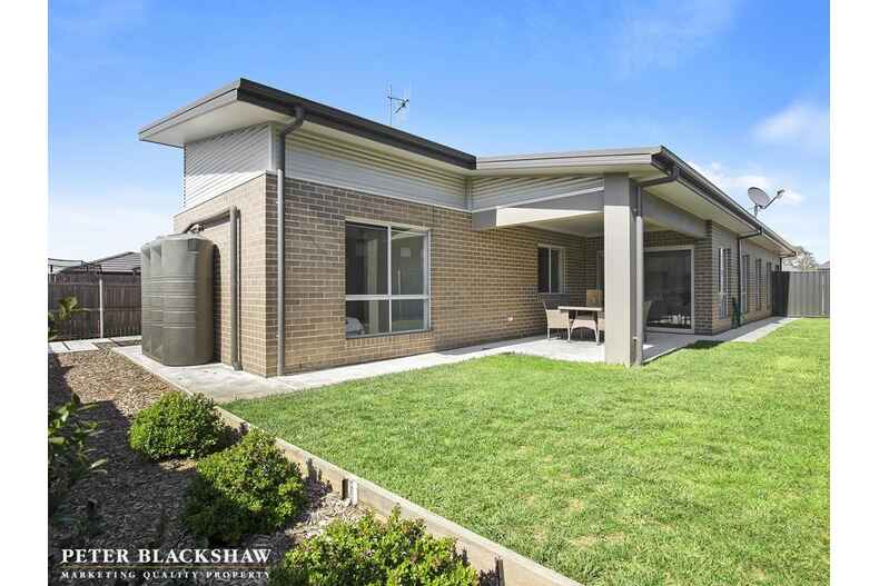 8 Pogson Street Moncrieff 8 Pogson Street Moncrieff