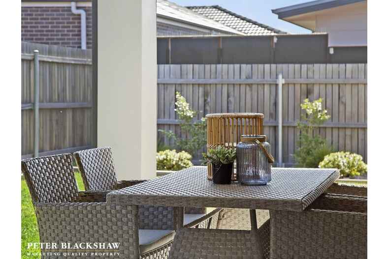 8 Pogson Street Moncrieff 8 Pogson Street Moncrieff