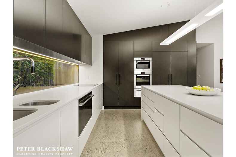 14 Bailey Place Yarralumla 14 Bailey Place Yarralumla