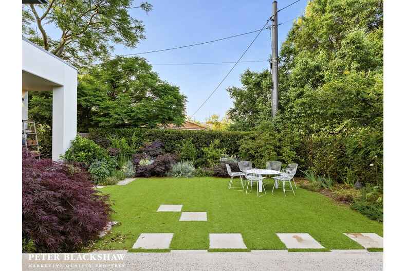 14 Bailey Place Yarralumla 14 Bailey Place Yarralumla