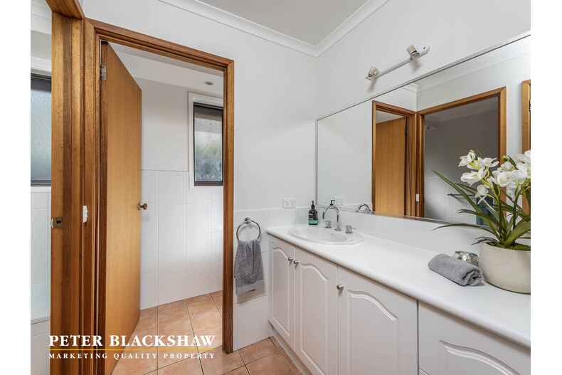 5 Loton Place Stirling