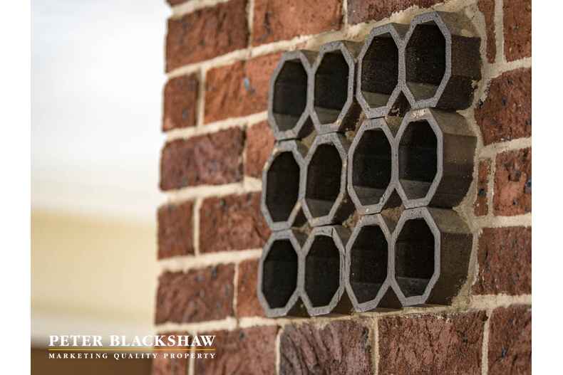 8 Nulsen Circuit Flynn 8 Nulsen Circuit Flynn