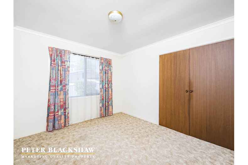 8 Nulsen Circuit Flynn 8 Nulsen Circuit Flynn