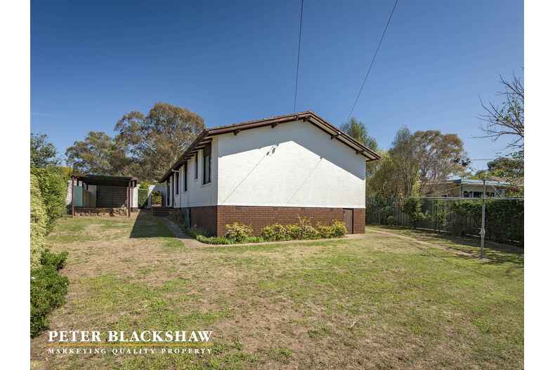 8 Nulsen Circuit Flynn 8 Nulsen Circuit Flynn