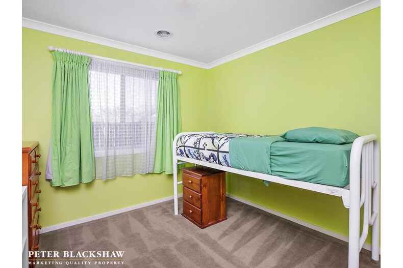 4 Herdson Place Macgregor