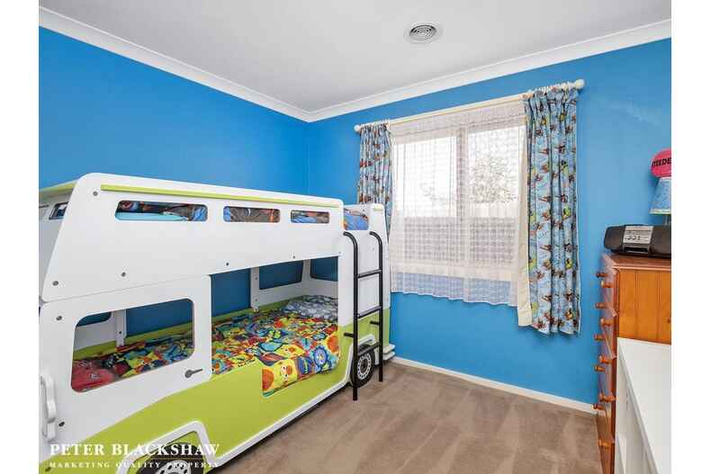 4 Herdson Place Macgregor