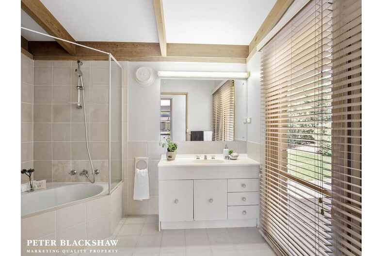 6 Hamlet Place Florey