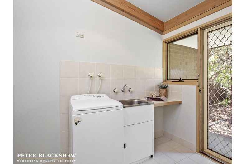 6 Hamlet Place Florey