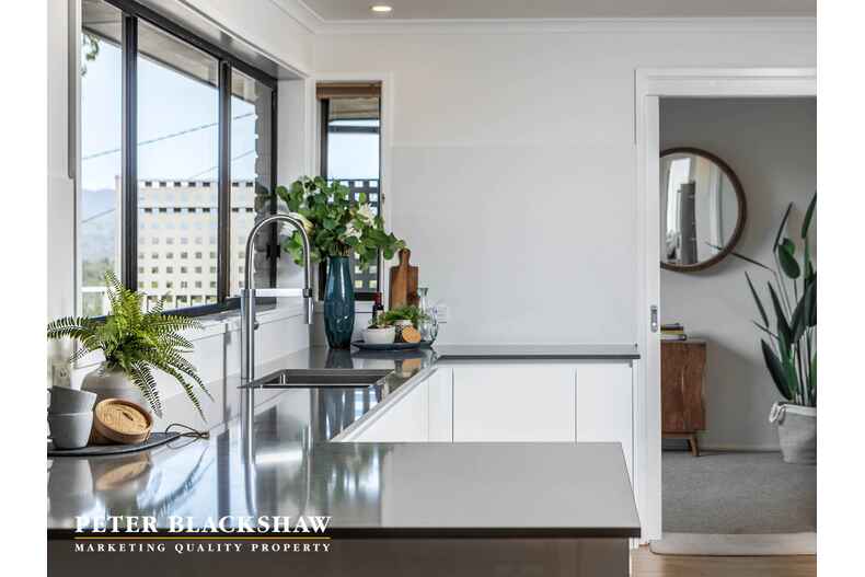 13 Johnstone Circuit Calwell 13 Johnstone Circuit Calwell