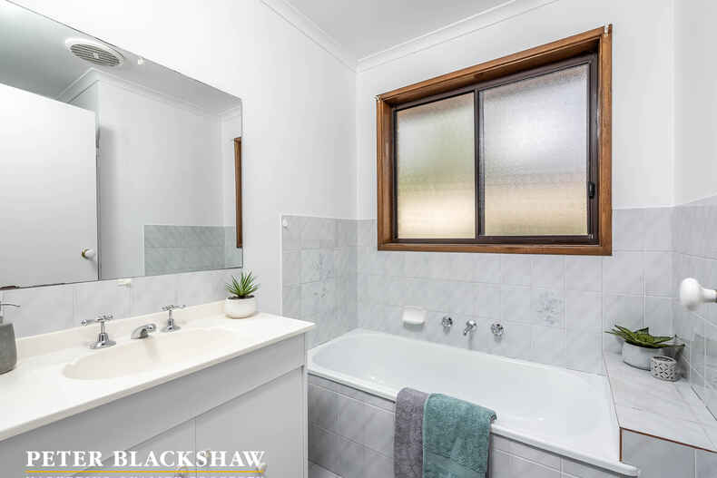 6 Esau Place Bonython