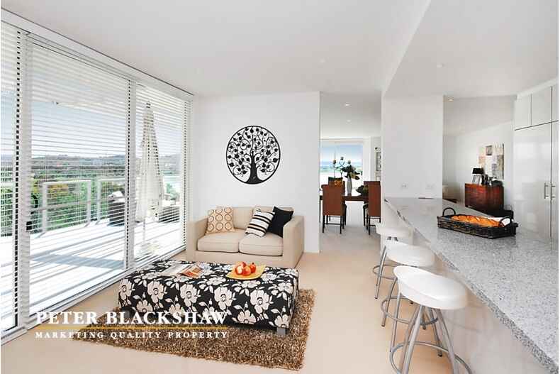 54/41 Blackall Street Barton