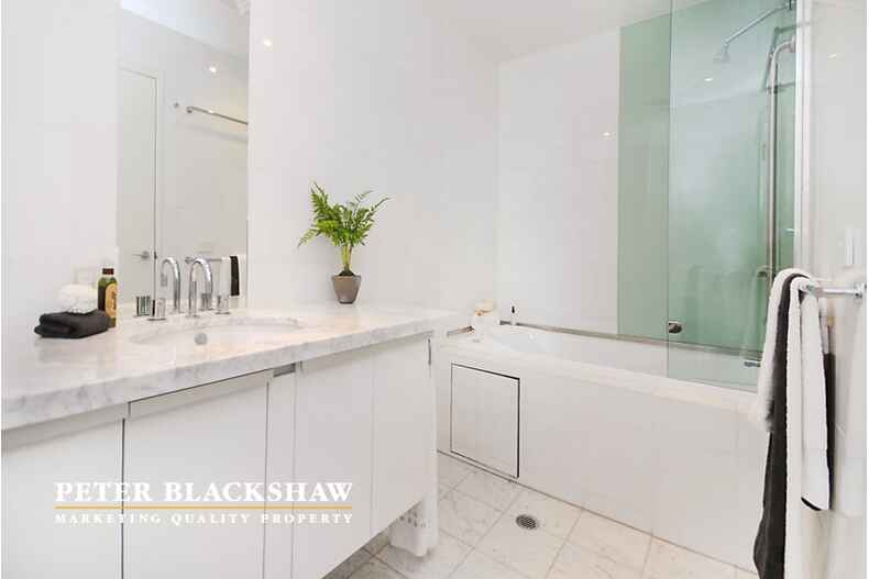 54/41 Blackall Street Barton