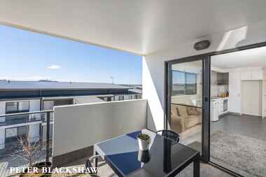 39/60 John Gorton Drive Coombs