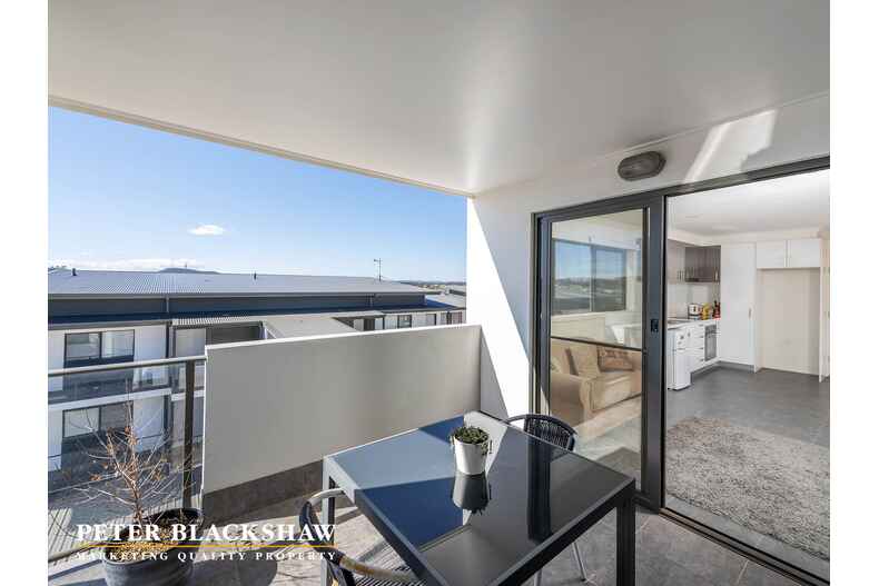 39/60 John Gorton Drive Coombs