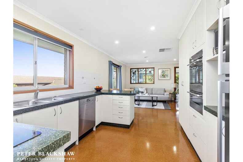 2 Haverfield Place Mckellar 2 Haverfield Place Mckellar