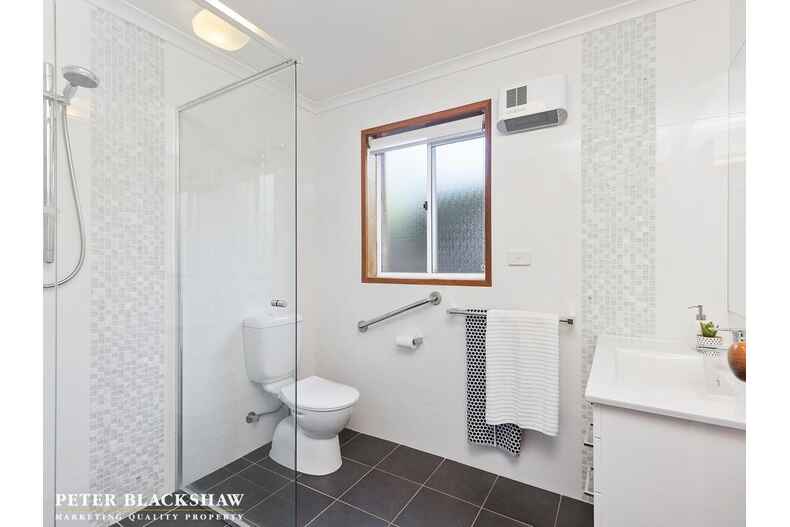 2 Haverfield Place Mckellar 2 Haverfield Place Mckellar