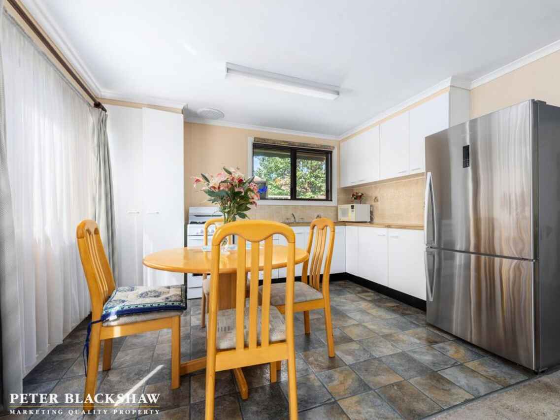 1/13 Mollee Crescent Isabella Plains