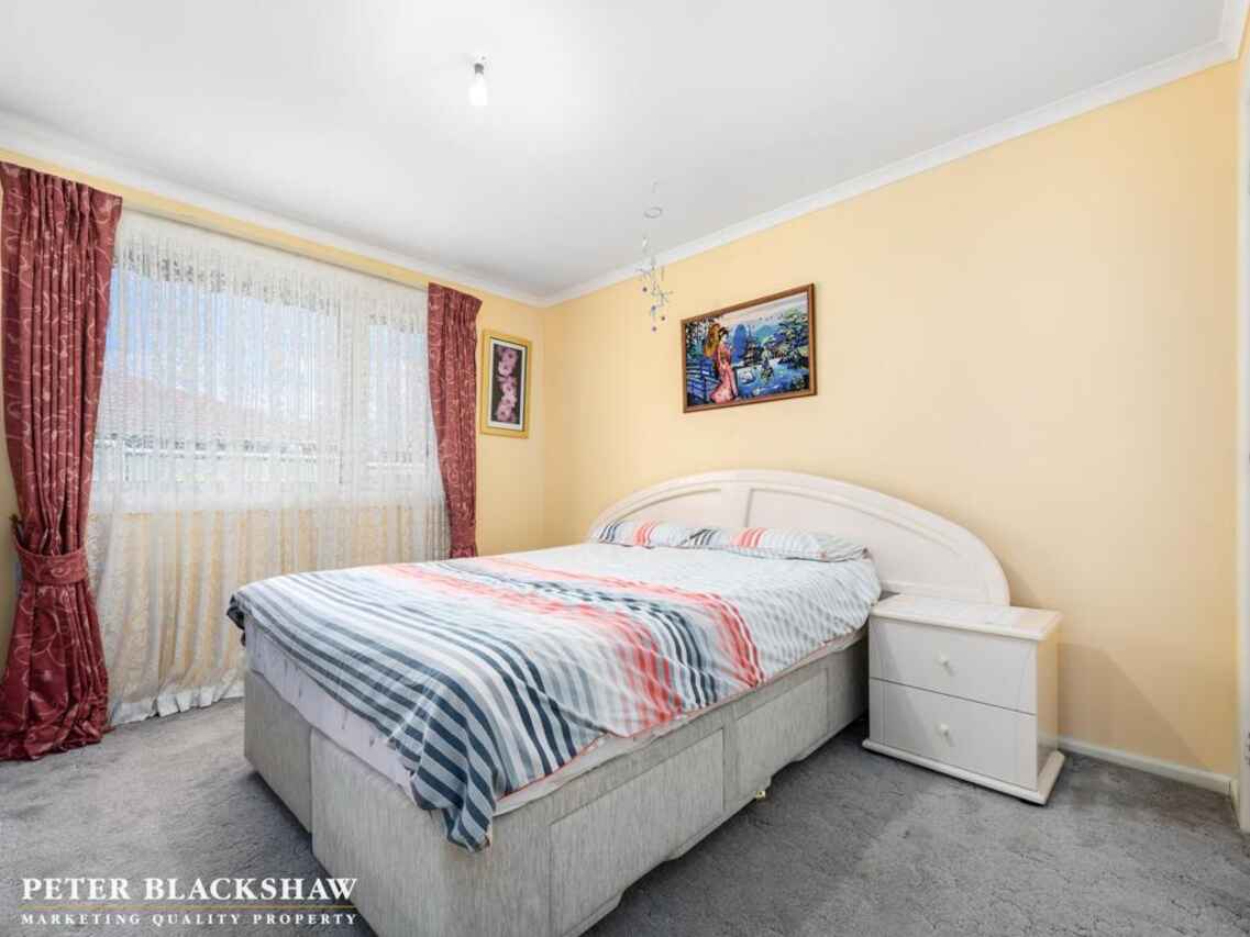 1/13 Mollee Crescent Isabella Plains