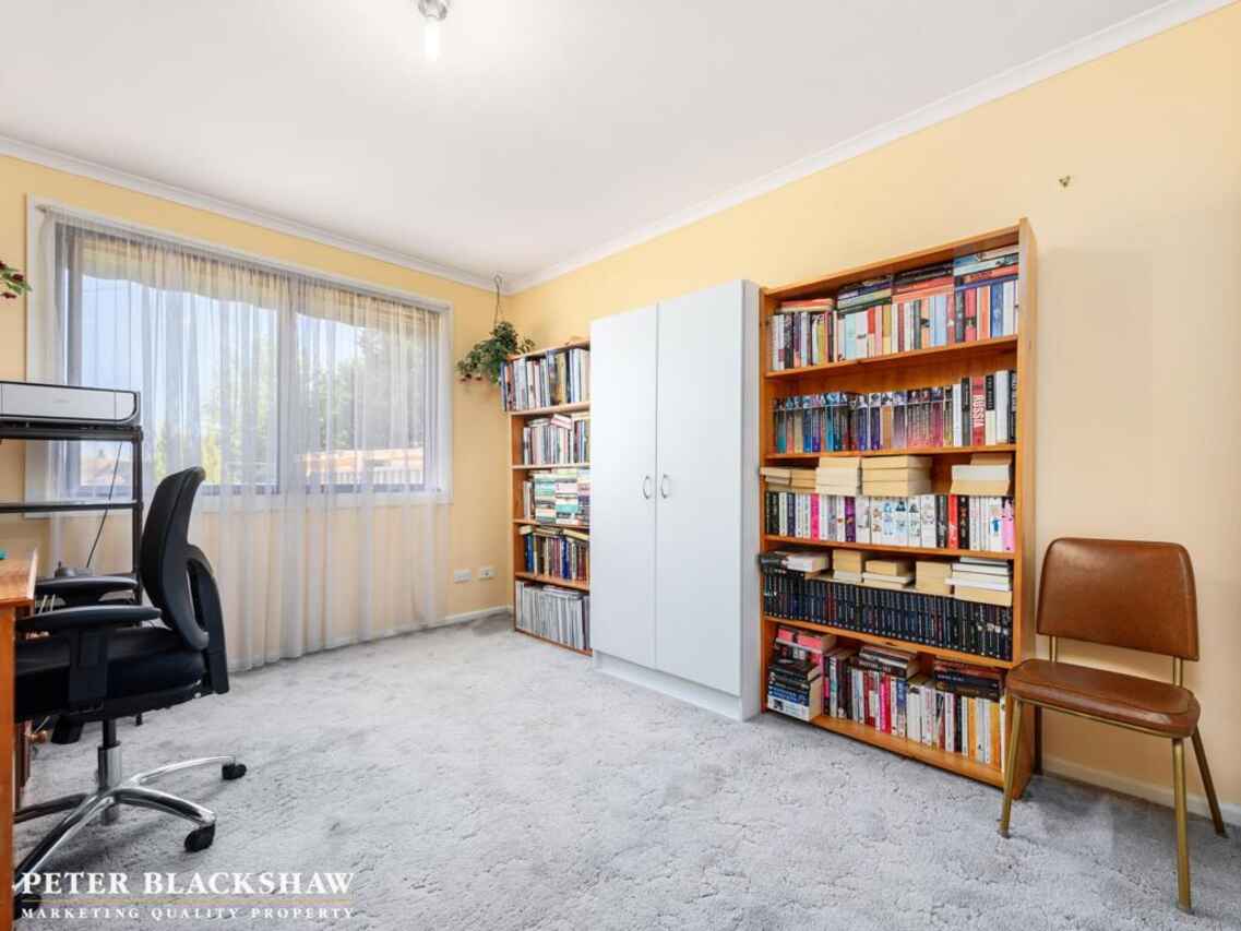 1/13 Mollee Crescent Isabella Plains