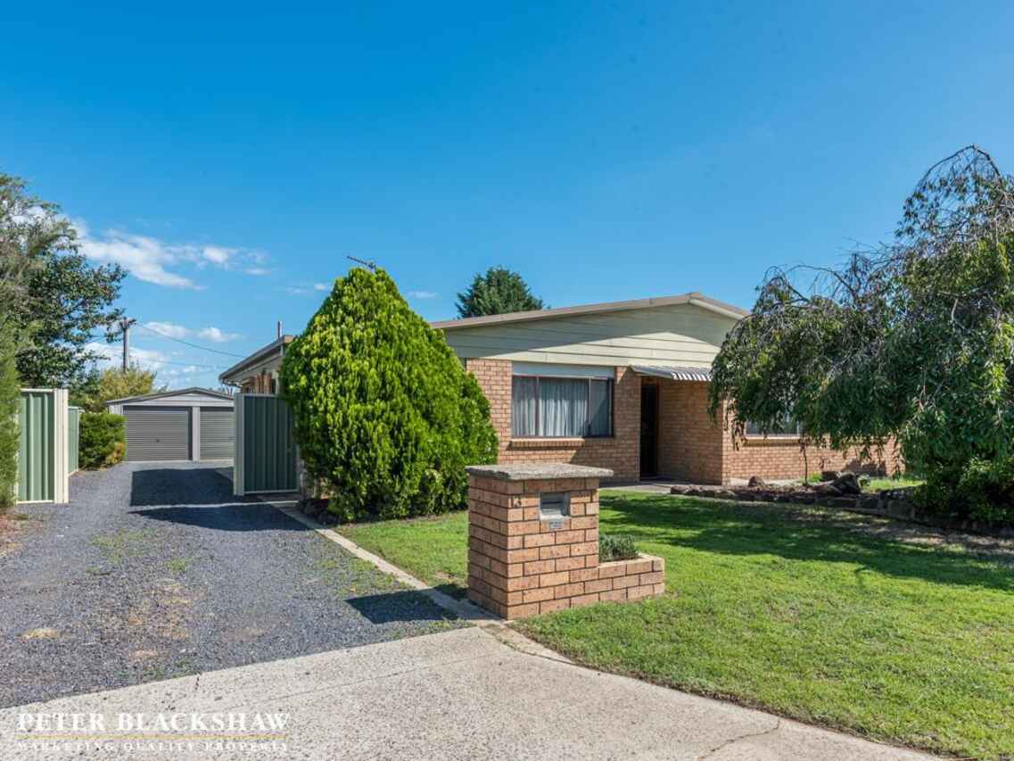 1/13 Mollee Crescent Isabella Plains