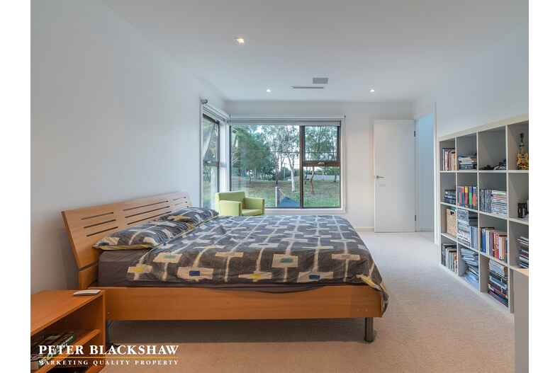 97 Jansz Crescent Griffith 97 Jansz Crescent Griffith