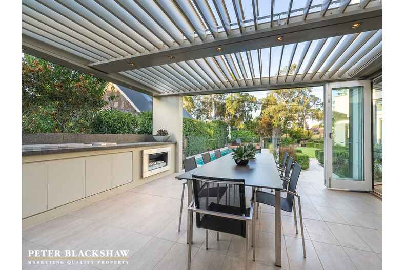 97 Jansz Crescent Griffith 97 Jansz Crescent Griffith