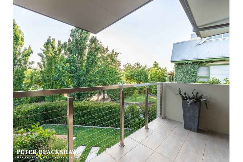 97 Jansz Crescent Griffith 97 Jansz Crescent Griffith