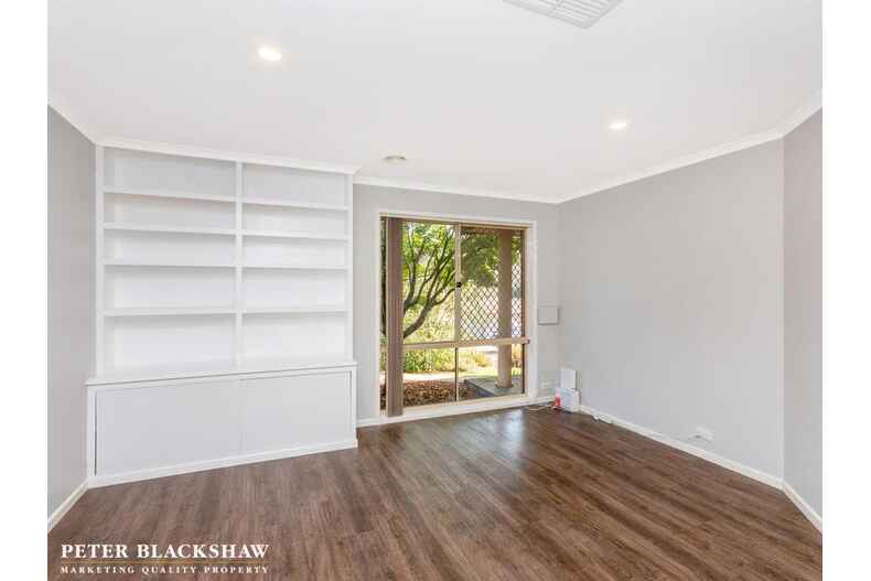 8 Annand Place Queanbeyan 8 Annand Place Queanbeyan