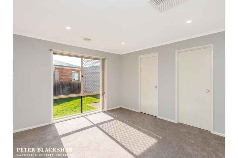 8 Annand Place Queanbeyan 8 Annand Place Queanbeyan