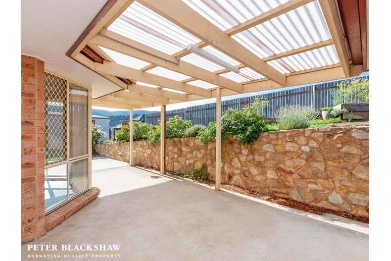 8 Annand Place Queanbeyan 8 Annand Place Queanbeyan