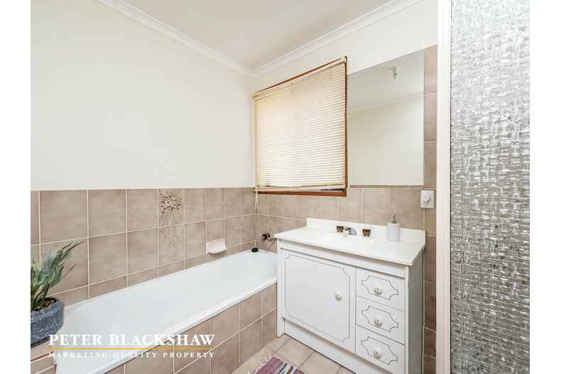 8 Fenston Place Gilmore 8 Fenston Place Gilmore