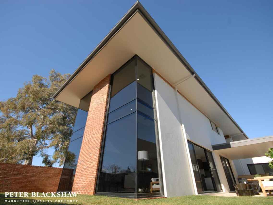 16 Wills Street Griffith