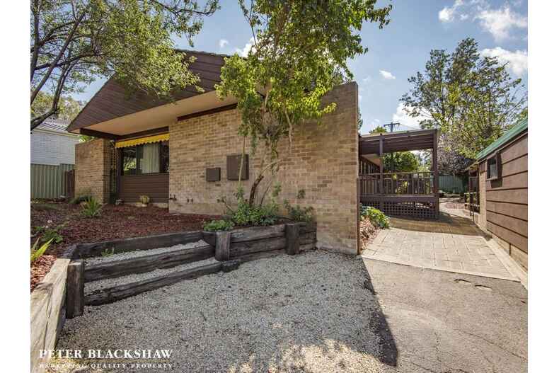 3 Alpen Street Spence