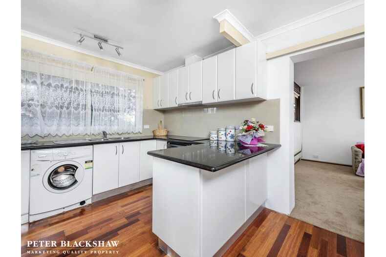 3 Alpen Street Spence