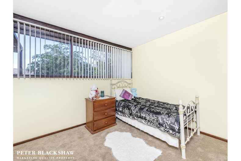 3 Alpen Street Spence