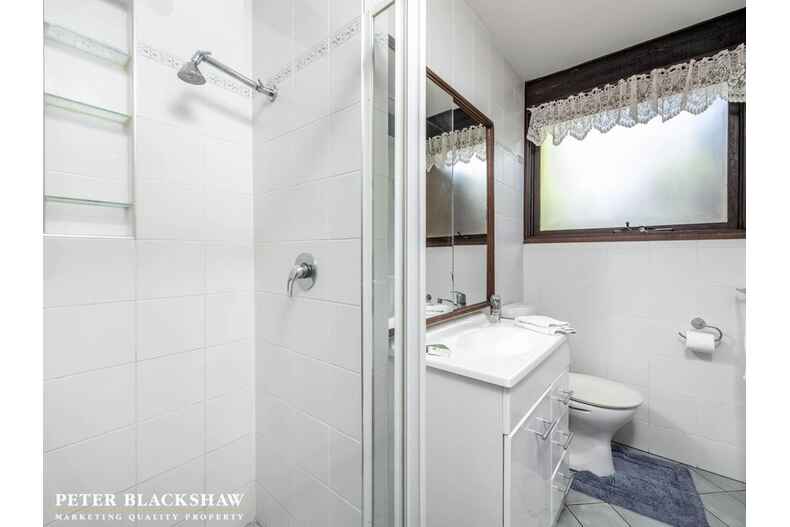 3 Alpen Street Spence