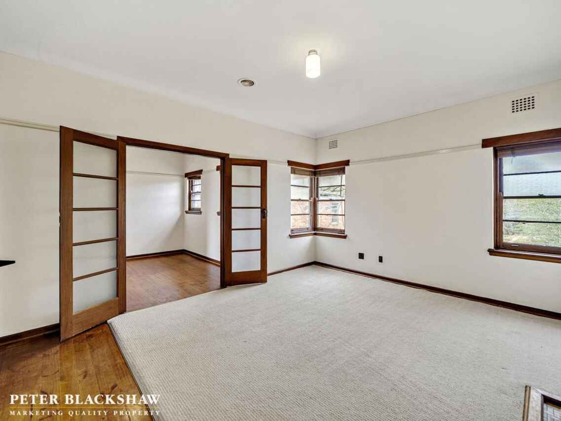 12 Lindsay Street Narrabundah