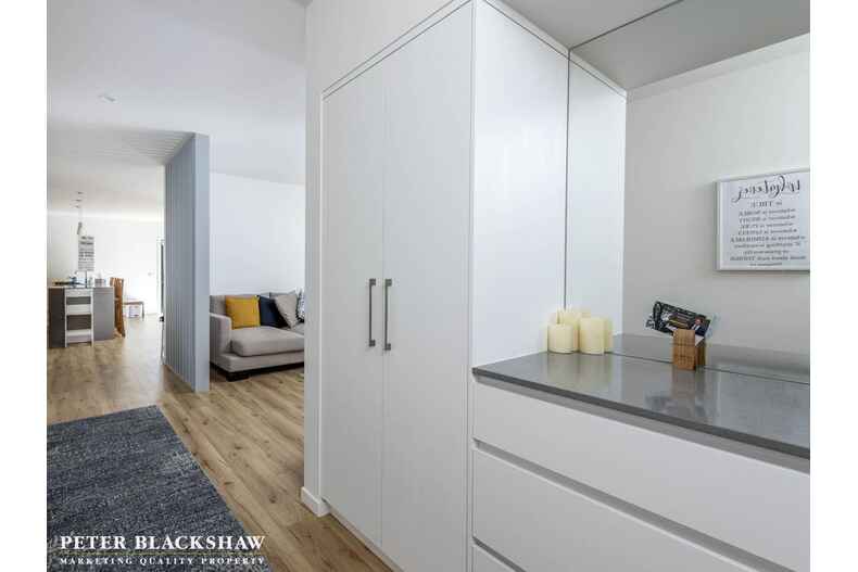 7B Weir Place Higgins 7B Weir Place Higgins