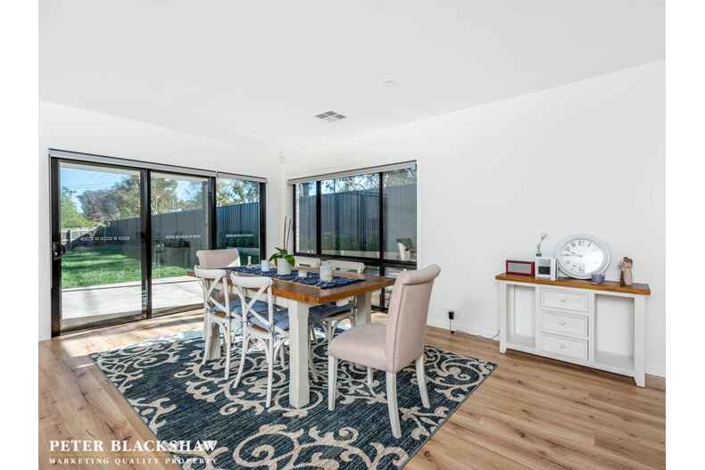 7B Weir Place Higgins 7B Weir Place Higgins