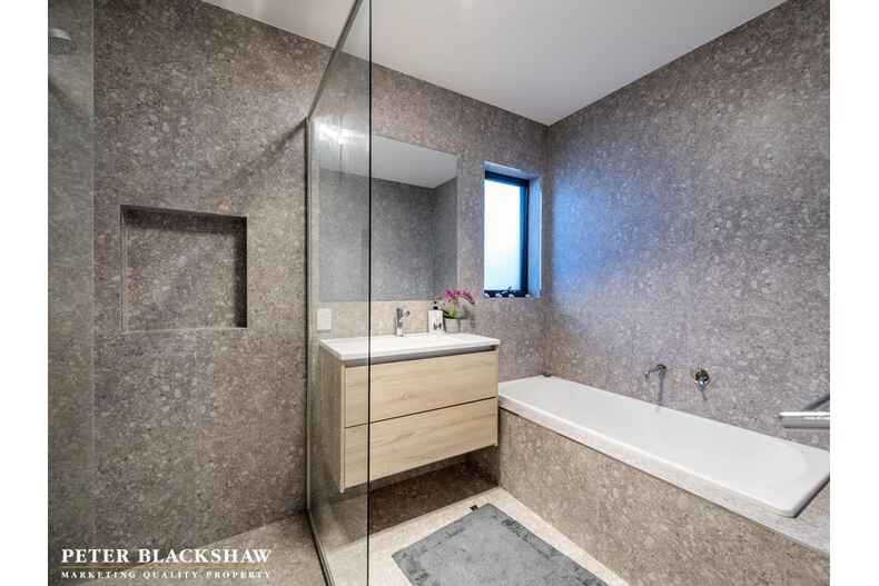 7B Weir Place Higgins 7B Weir Place Higgins