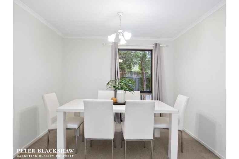 42 Ennor Crescent Florey 42 Ennor Crescent Florey