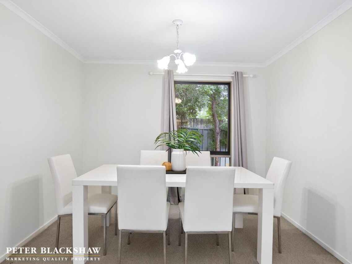 42 Ennor Crescent Florey