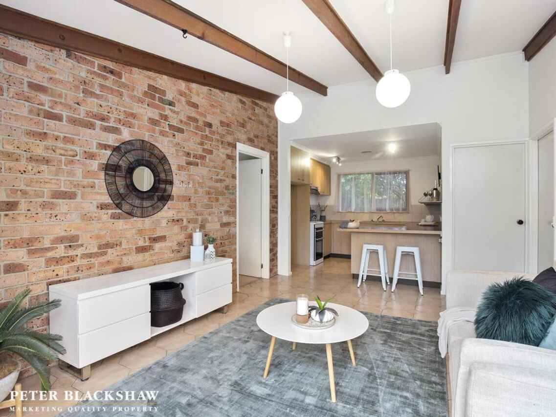 42 Ennor Crescent Florey