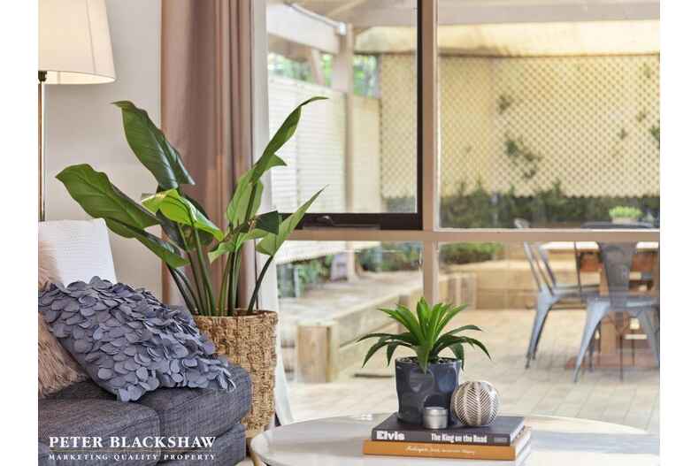 42 Ennor Crescent Florey 42 Ennor Crescent Florey